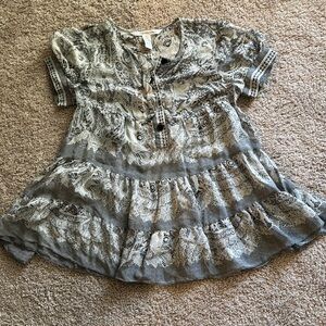 Diane Von Furstenberg Tan and Green Tiered Short Sleeve Blouse